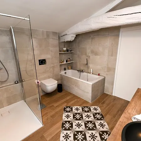 Oda ve Kahvaltı Au Doux Repos