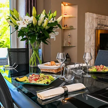 Au Doux Repos Oda ve Kahvaltı