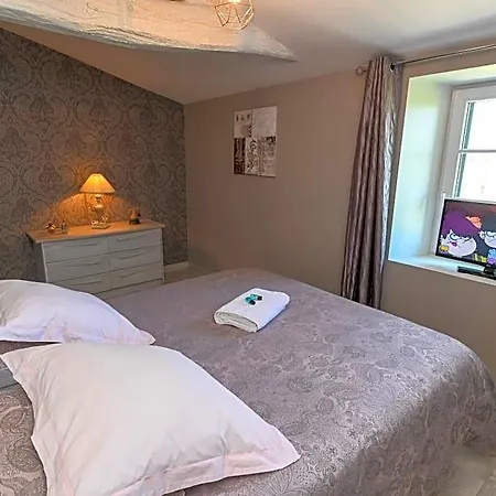 Au Doux Repos Bed & Breakfast La Gaubretiere